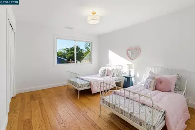 1124 Sanders Dr, Moraga, CA 94556 - Photo 22