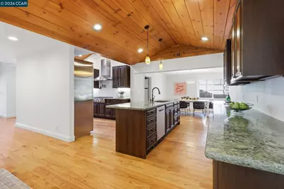 1124 Sanders Dr, Moraga, CA 94556 - Photo 2