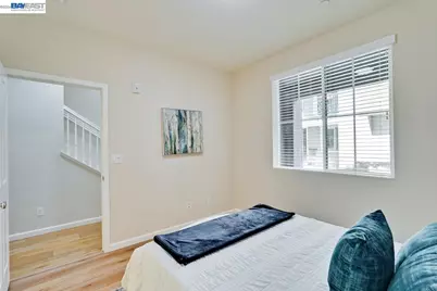 1369 Coyote Creek Way, Milpitas, CA 95035 - Photo 20