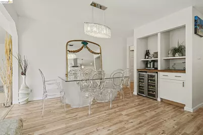 936 Santa Cruz Dr, Pleasant Hill, CA 94523 - Photo 16