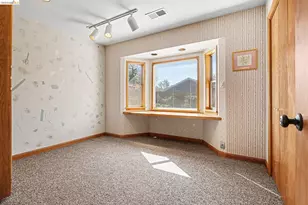 131 Hazel Dr, Pleasant Hill, CA 94523 - Photo 20