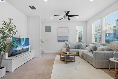 2933 Stringham Way, Dublin, CA 94568 - Photo 4