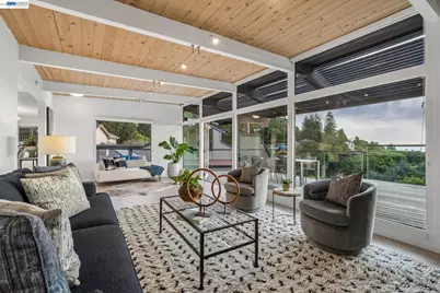 6801 Armour Drive, Oakland, CA 94611 - Photo 8