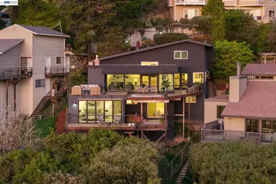 6801 Armour Drive, Oakland, CA 94611 - Photo 4