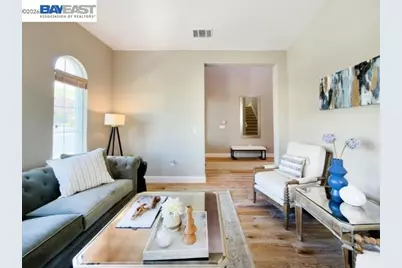 1676 Terracina Dr, Dublin, CA 94568 - Photo 8