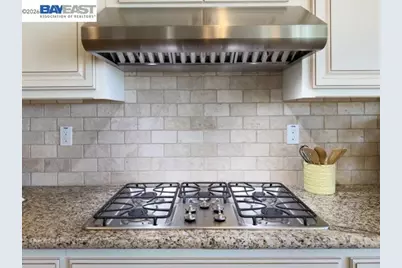 1676 Terracina Dr, Dublin, CA 94568 - Photo 10