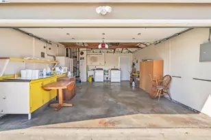 1573 Castro St, San Leandro, CA 94577 - Photo 30