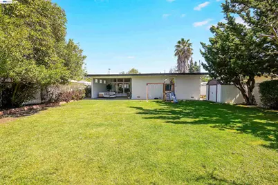 278 Saint Andrews St, Hayward, CA 94544 - Photo 40