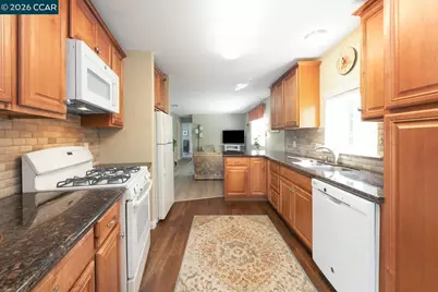 1035 Peralta #16, Concord, CA 94520 - Photo 10