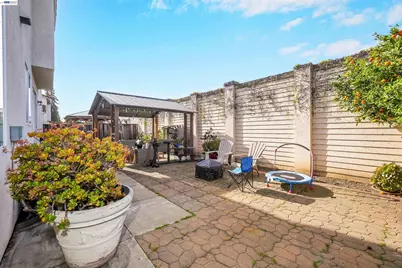 25085 Silverthorne Pl., Hayward, CA 94544 - Photo 38