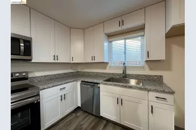 431 Montana Ave, Turlock, CA 95380 - Photo 8