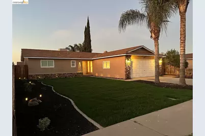 431 Montana Ave, Turlock, CA 95380 - Photo 2