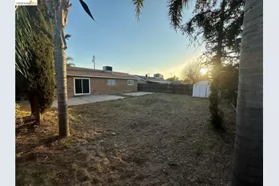 431 Montana Ave, Turlock, CA 95380 - Photo 4