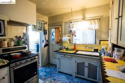 219 John St, Oakland, CA 94611 - Photo 38