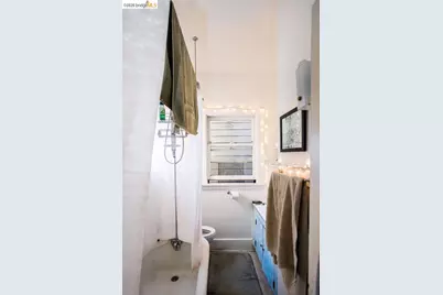 219 John St, Oakland, CA 94611 - Photo 22
