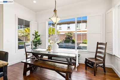 5653 Signal Hill Dr, Dublin, CA 94568 - Photo 18