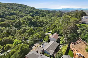 10000 Sigourney Ave, Oakland, CA 94605 - Photo 28