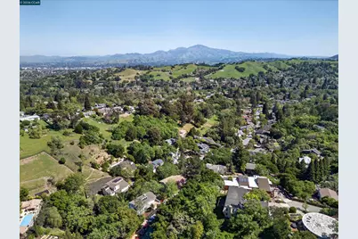 3424 Woodview Dr, Lafayette, CA 94549 - Photo 6