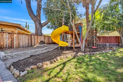 1340 Sunshine Dr., Concord, CA 94520 - Photo 28