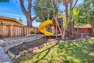 1340 Sunshine Dr, Concord, CA 94520 - Photo 28