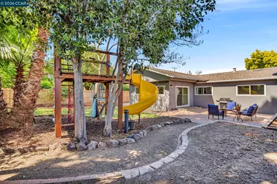 1340 Sunshine Dr., Concord, CA 94520 - Photo 26