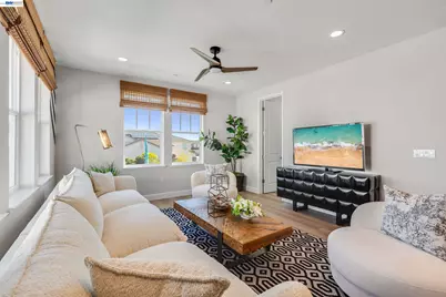 32651 Singh Circle, Union City, CA 94587 - Photo 20