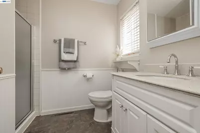 2279 Saint George Dr, Concord, CA 94520 - Photo 18