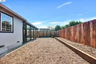 147 Wisteria Dr, East Palo Alto, CA 94303 - Photo 28