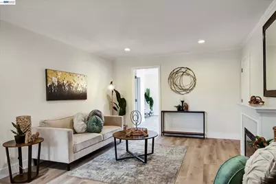 147 Wisteria Dr, East Palo Alto, CA 94303 - Photo 4