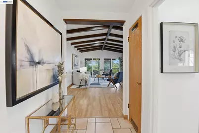 24889 Bland St, Hayward, CA 94541 - Photo 2