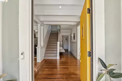 1138 Bella Vista Ave, Oakland, CA 94610 - Photo 4