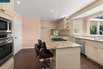 1941 Springridge Ct, Concord, CA 94521 - Photo 16