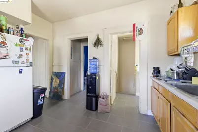 1102 10th St, Oakland, CA 94607 - Photo 16