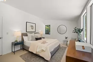 6966 Paso Robles Dr, Oakland, CA 94611 - Photo 44