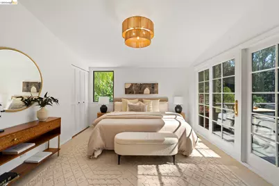 6966 Paso Robles Drive, Oakland, CA 94611 - Photo 32