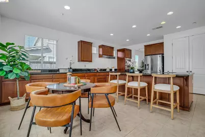 608 Big Basin Dr, Brentwood, CA 94513 - Photo 14