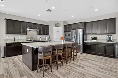 1787 Branson Court, Lathrop, CA 95330 - Photo 12