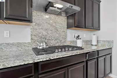 1787 Branson Court, Lathrop, CA 95330 - Photo 14