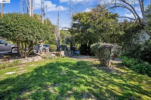 2972 El Monte Ave, Oakland, CA 94605 - Photo 36