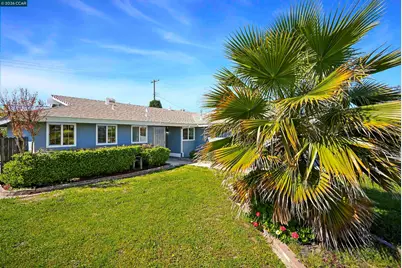 6860 Cunningham Way, Sacramento, CA 95828 - Photo 4