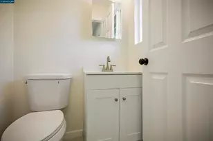 6860 Cunningham Way, Sacramento, CA 95828 - Photo 44