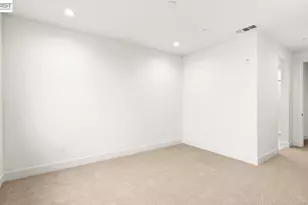 1668 Clement Ave, Alameda, CA 94501 - Photo 28