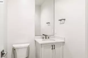 1668 Clement Ave, Alameda, CA 94501 - Photo 20