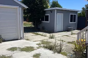 7000 Lockwood St, Oakland, CA 94621 - Photo 8