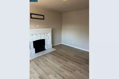 7000 Lockwood St, Oakland, CA 94621 - Photo 2