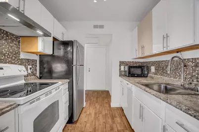 490 Civic Dr #409, Walnut Creek, CA 94596 - Photo 16