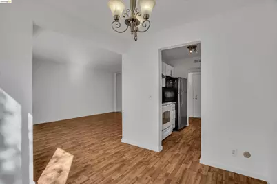 490 Civic Dr #409, Walnut Creek, CA 94596 - Photo 14