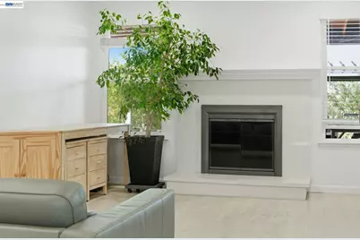 2222 Carmel Ct, Pittsburg, CA 94565 - Photo 6