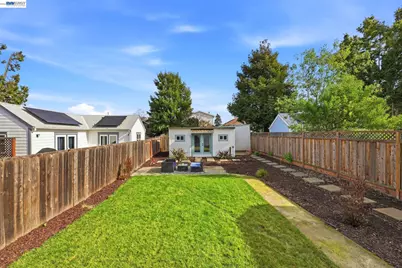 1834 8th St, Alameda, CA 94501 - Photo 24