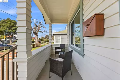 1834 8th St, Alameda, CA 94501 - Photo 2